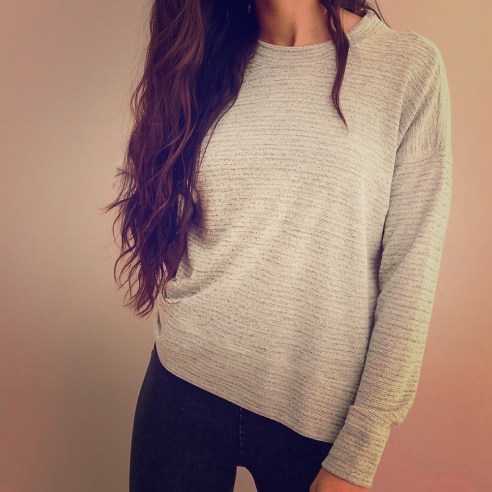 Aerie Gray Long Sleeve Shirt